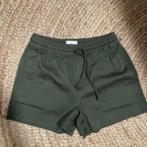 Lou & Grey Green Cargo Shorts with Elastic Waistband